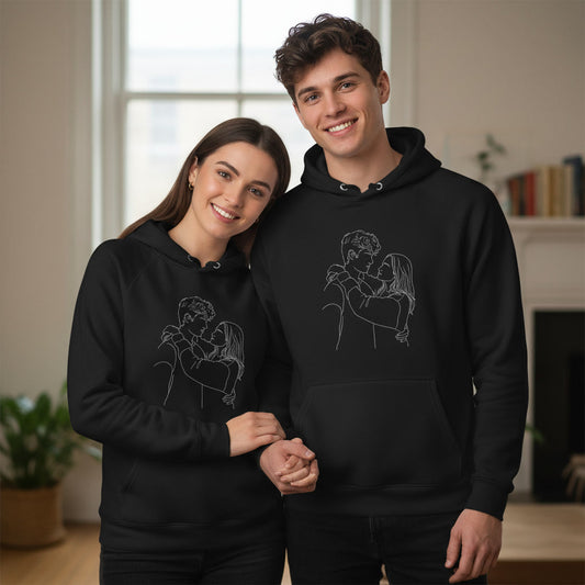 Koppel Hoodie met Geborduurde Tekening